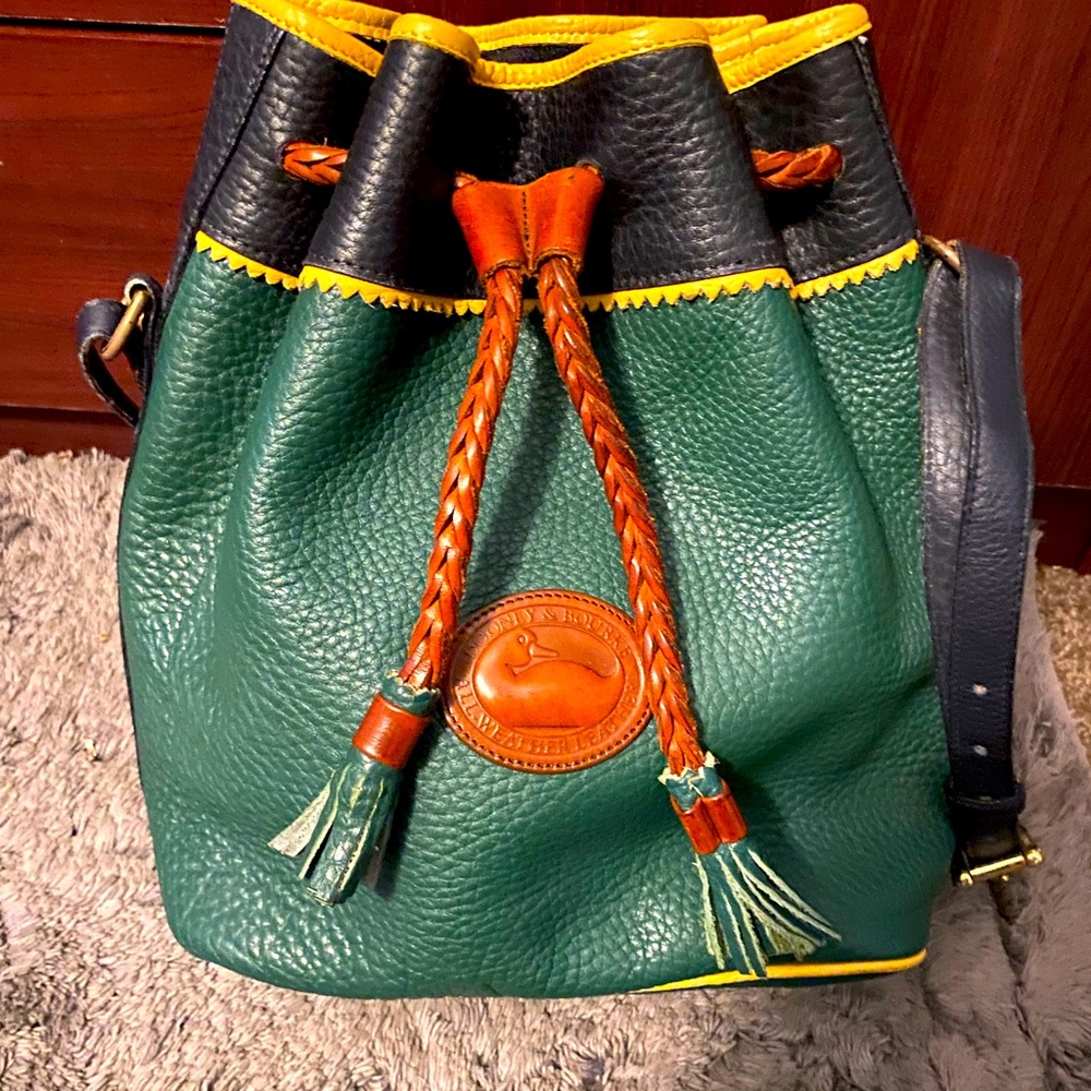 Vintage Dooney and Bourke All Weather Leather Bag Bucket Drawstring Women